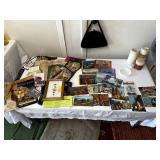 CONTENTS TOP OF TABLE POST CARDS MORE KING TUT+