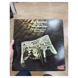 TAIWANESE VINYL RECORD LOOK UP THE BETLES / TONY