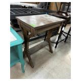 ANTIQUE EASTLAKE ACCENT TABLE