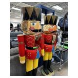 2PC LARGE WOOD NUTCRACKERS NOTE