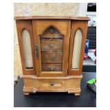 VINTAGE JEWELRY BOX