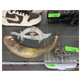 3 PIECE VINTAGE MASONIC ITEMS EMBLEMS POWDER HORN