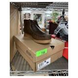 NEW CLARKS WALLABEE BOOTS SIZE 10.5