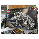 LARGE LEGO MILLENNIUM FALCON STAR WARS SET NOTE