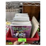 LARGE LOT OF COMIC BOOKS GOOD READING