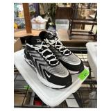 NIKE AIR MAX TW SHOES SZ 11