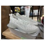 STEVE MADDEN SHOES SZ 10 MAXIMA-P