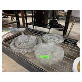 LARGE LOT OF MIXED GLASSWARE