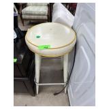 VINTAGE MID CENTURY BAR STOOL
