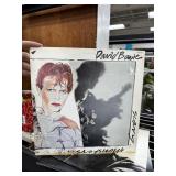 DAVID BOWIE VINYL RECORD SCARY MONSTERS