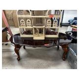 QUEEN ANNE CHERRY WOOD COFFEE TABLE