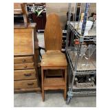 FOLDING COUNTRY CRAFT STYLE IRONING BOARD STOOL