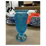 VINTAGE BLUE TIARA GLASS BUD VASE