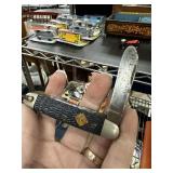 VINTAGE BOY SCOUT KNIFE CAMILLUS