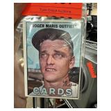 1967 TOPPS BASEBALL CARD ROGER MARIS