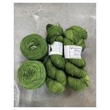 4 SKEINS YARN WONDERLAND $24 EA 10% SW MERINO
