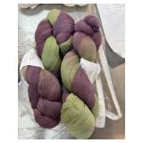 2 SKEINS YARN 100% MERINO MAMA LAMA