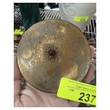 VINTAGE MIRRORED COMPACT