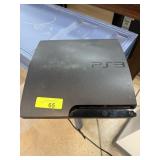 PLAYSTATION PS3 POWERS ON 2 CONTROLLERS NOTE