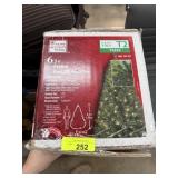 6.5 FT T2 CHRISTMAS TREE