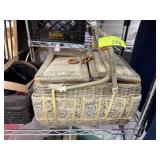 VINTAGE SEWING BASKET W CONTENTS