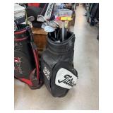 TITLEIST GOLF BAG W SOME CLUBS CLEVELAND +
