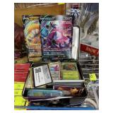 POKEMON LUNCHBOX FILLED W POKEMON CARDS
