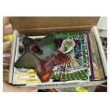 BOX OF MIXED SPORTS CARDS