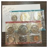 1975 P&D UNC COIN SET