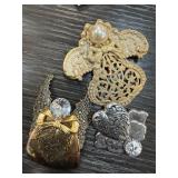 3PC SIGNED JANE BROOCHES