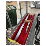 NICE GERBER CARVING SET KNIFE FORK