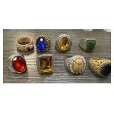LOT OF 8 RINGS