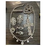 LOT OF RHINESTONE JEWELRY