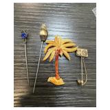 LOT OF 4 PINS / VTG BROOCH