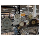 LARRGE LOT OF MIXED CLOCKS