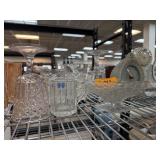 LARGE LOT OF MIXED GLASSWARE
