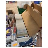 BOX OF MIXED BASEBALL CARDS 1988 DONRUSS MORE