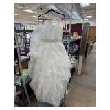 DAVID'S BRIDAL WEDDING DRESS SIZE 10