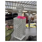 WHISKEY BOTTLE / DECANTER