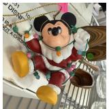 MICKEY MOUSE DISNEY CHRISTMAS ORNAMENT
