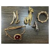 LOT OF BROOCHES / PINS