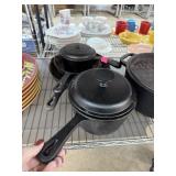 LOT OF MIXED CAST IRON COOKWARE