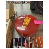 VINTAGE ROUND LAQUER BOX CAMELS
