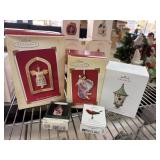 LOT OF 5 HALLMARK CHRISTMAS ORNAMENTS