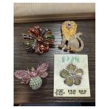 4PC BROOCH / PIN LOT