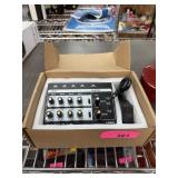 ROCKVILLE LINE8 8 CHANNLE LINE MIC MIXER