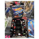 HOT WHEELS RACE ZONE W HOT WHEELS