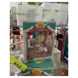 PRECIOUS MOMENTS CHRISTMAS ORNAMENT