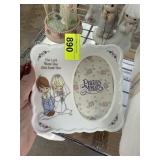 PRECIOUS MOMENTS PICTURE FRAME
