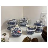 ENOCH WEDGWOOD ROYAL HOMES OF BRITAIN TEA SVC